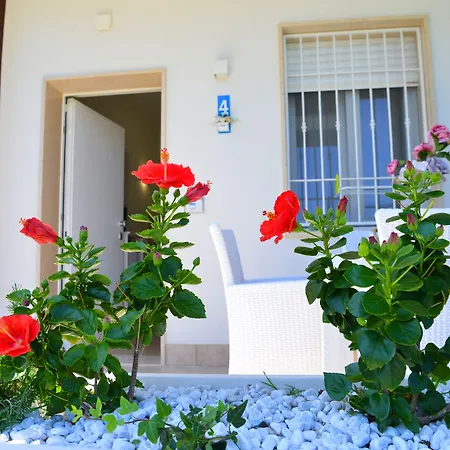 Il Fiorone Bed & Breakfast Torre Canne