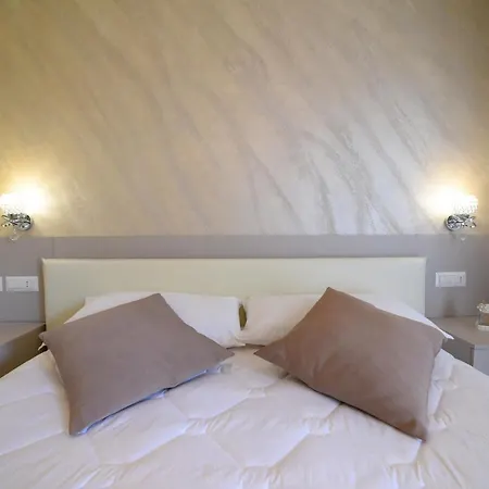 Il Fiorone Bed & Breakfast 4*