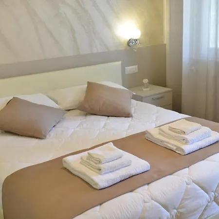 Couette-café Il Fiorone 4*