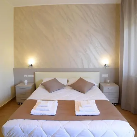 Couette-café Il Fiorone 4*