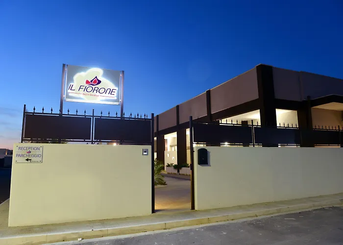 Il Fiorone Oda ve Kahvaltı 4*
